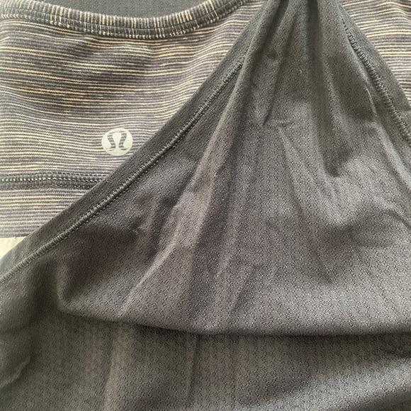 Lululemon No Limits Tank. Size 4. Color: Black / Wee Are From Space Black Cashew - Picture 12 of 13